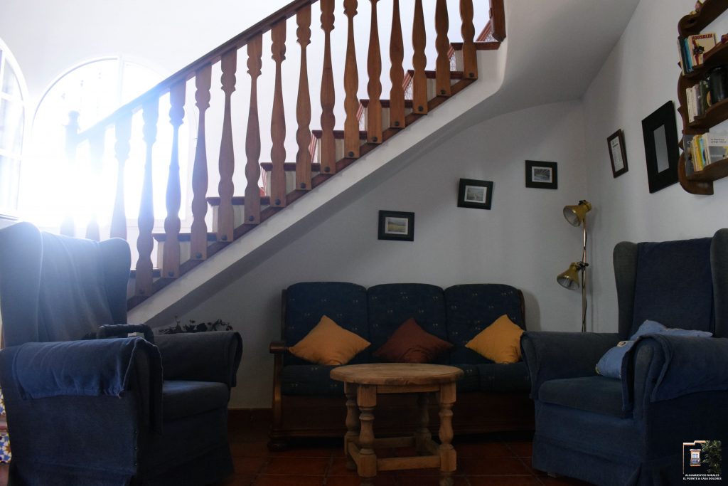 Casa Rural El Puente salón 2
